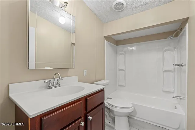 $1,500 | 159 Apple Blossom Lane, Ridgeland, SC 29936