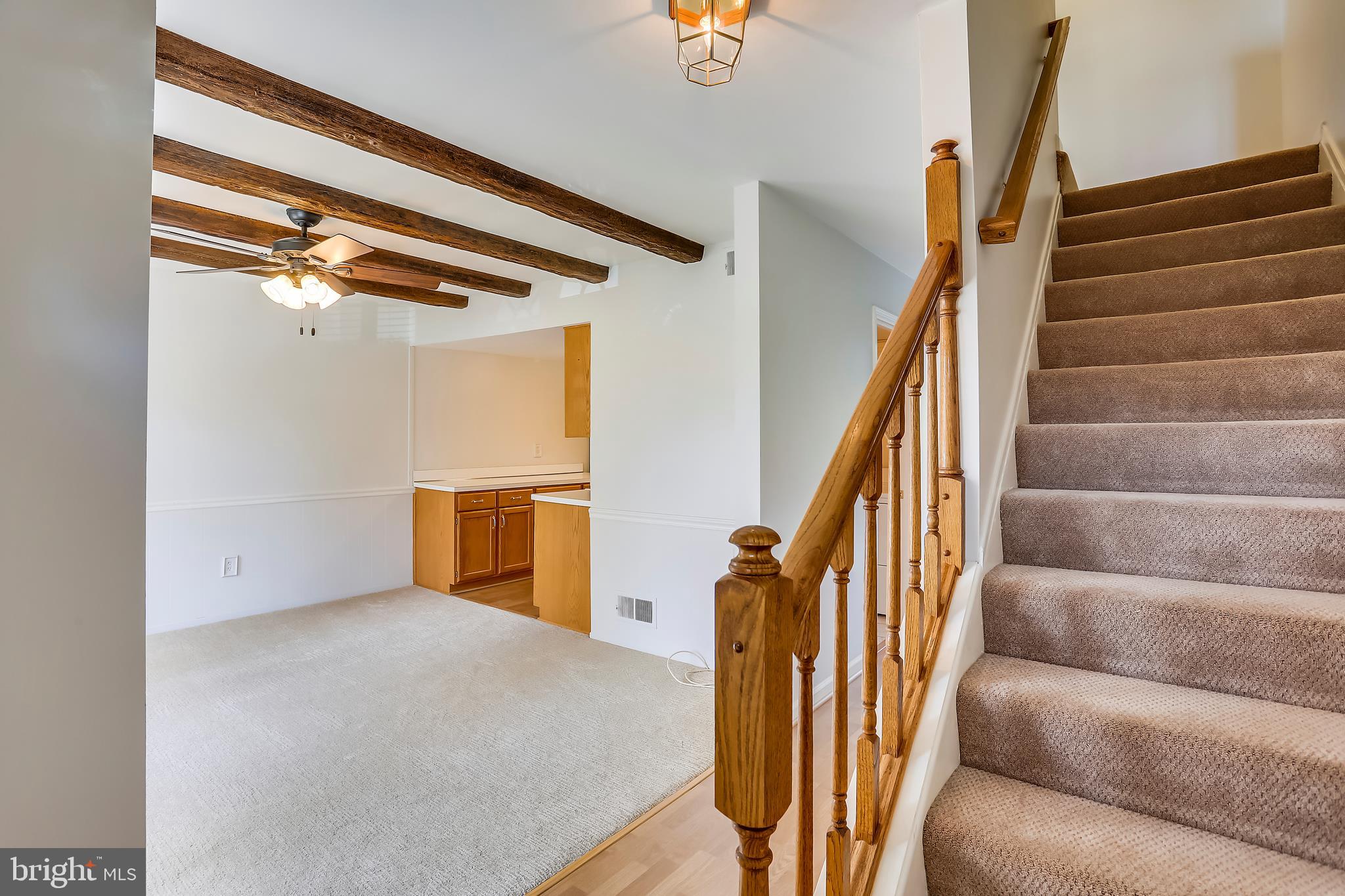 19533 Transhire Road Gaithersburg, MD 20886 - Photo 18 of 31 Stairs to upper level
