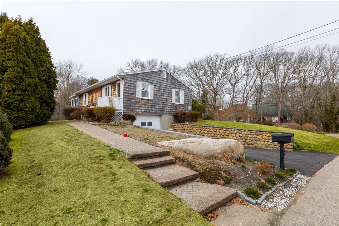 14 Memory Lane Westerly, RI 02891 - Photo 2 of 35