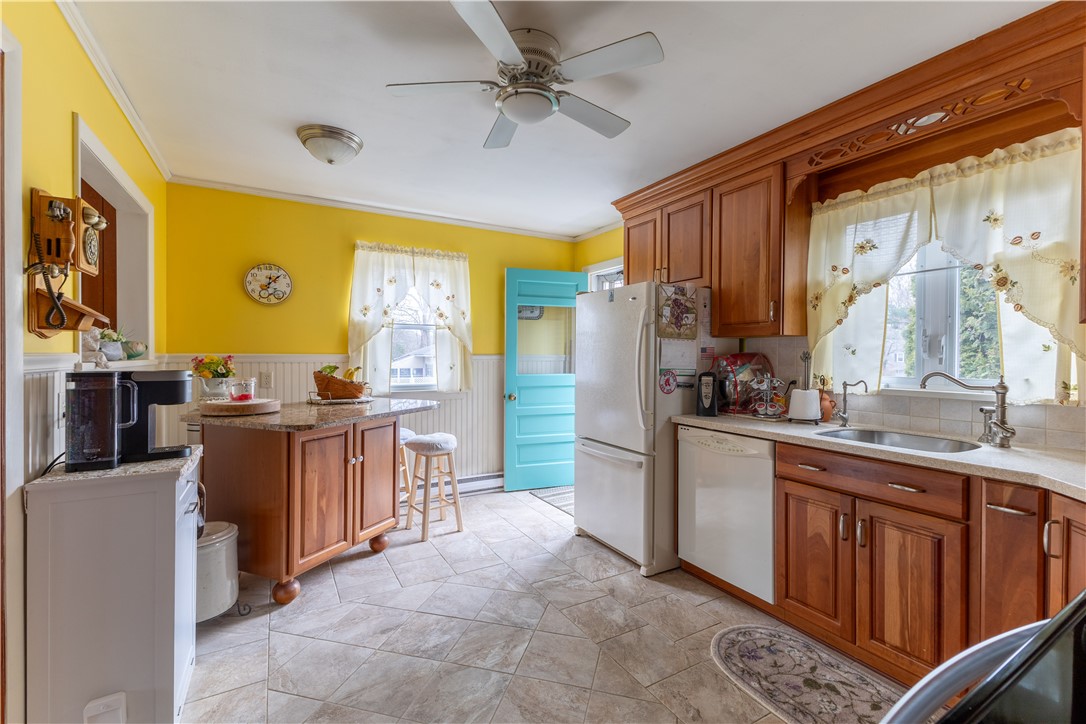 14 Memory Lane Westerly, RI 02891 - Photo 5 of 35