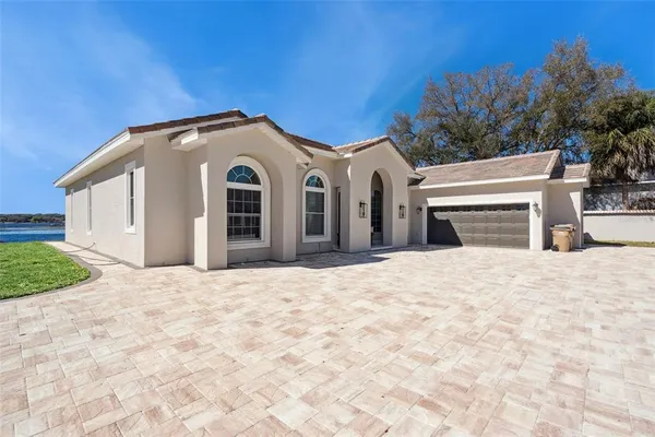 $1,199,990 | 10839 Lakeshore Drive, Clermont, FL 34711