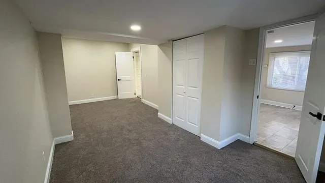 $158,000 | 25500 Yale Street, Dearborn Heights, MI 48125