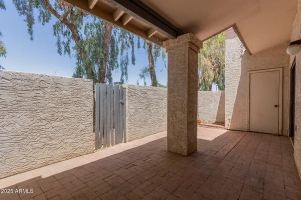 $319,999 | 1718 South Longmore, Unit 67, Mesa, AZ 85202