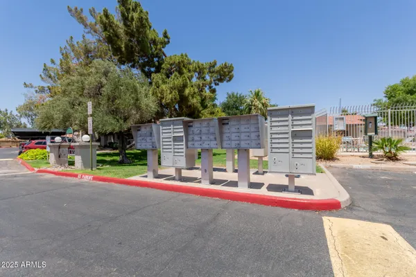 $319,999 | 1718 South Longmore, Unit 67, Mesa, AZ 85202