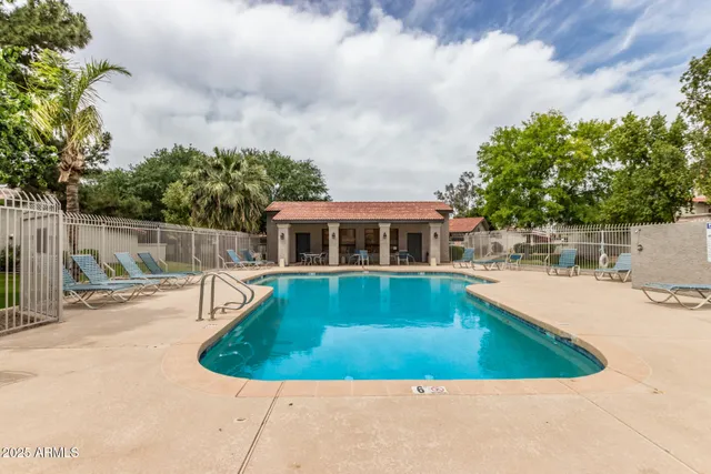 $320,000 | 1718 South Longmore, Unit 67, Mesa, AZ 85202