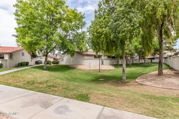 $319,999 | 1718 South Longmore, Unit 67, Mesa, AZ 85202