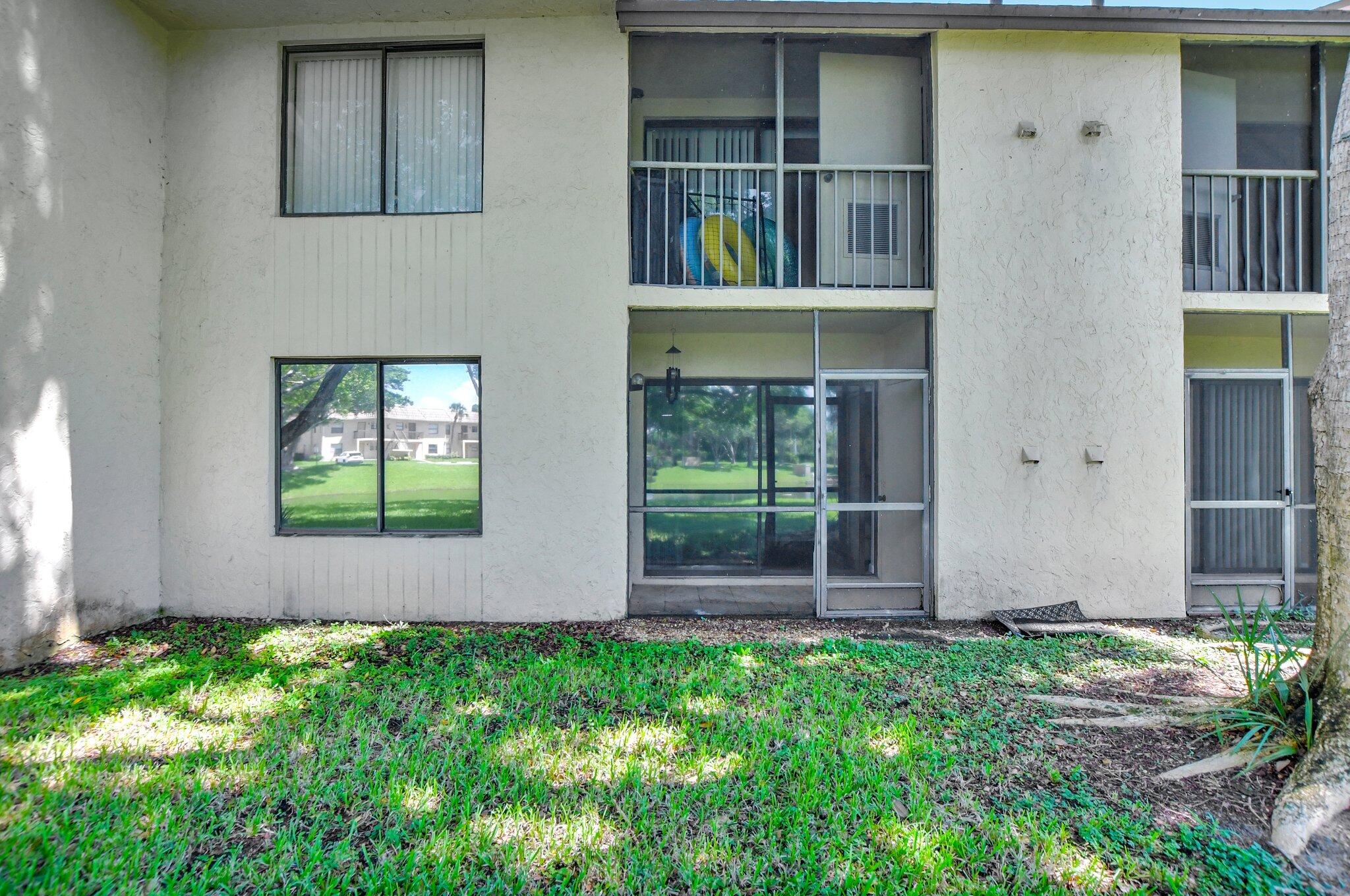 6660 Somerset Drive, Unit 102 Boca Raton, FL 33433 - Photo 20 of 32 24-web-or-mls-DSC_0171