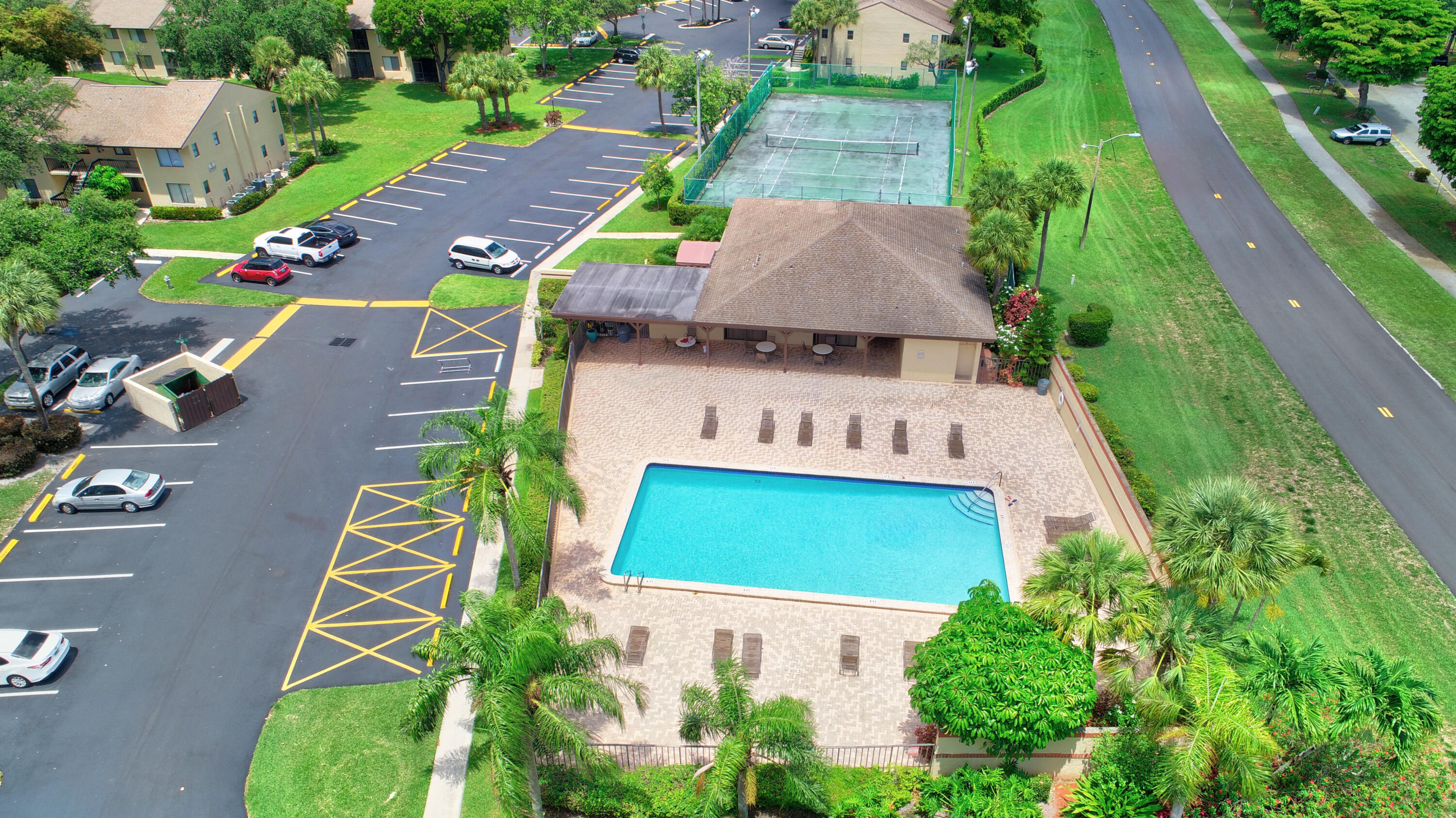 6660 Somerset Drive, Unit 102 Boca Raton, FL 33433 - Photo 28 of 32 02_dji_0857_58_59_60_61