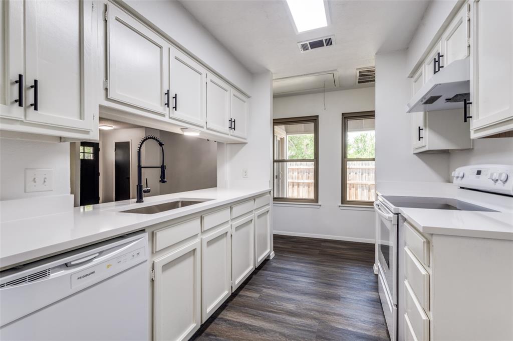3326 Gardenview Circle Denton, TX 76207 - Photo 6 of 13