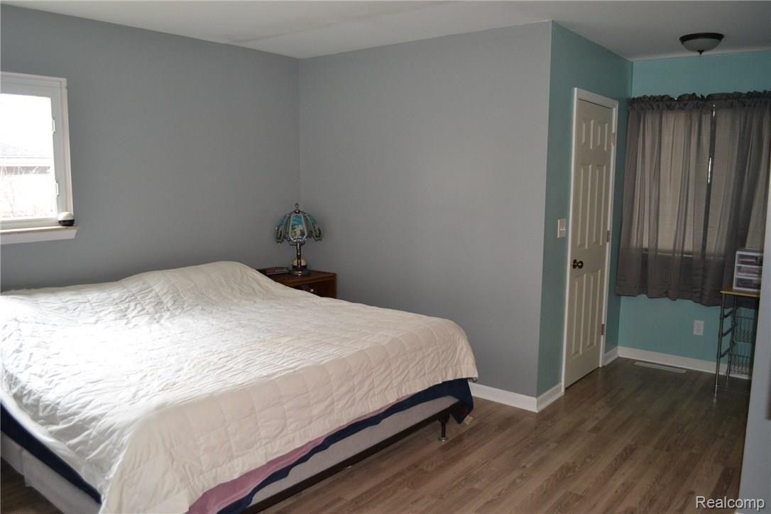 7233 Calkins Road Flint, MI 48532 - Photo 11 of 53 DSC_0104.JPG
