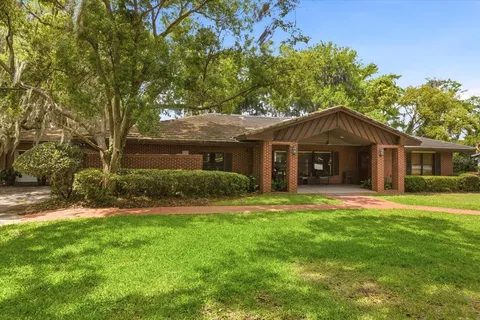 $2,399,000 | 4910 East Lake Drive, Winter Springs, FL 32708