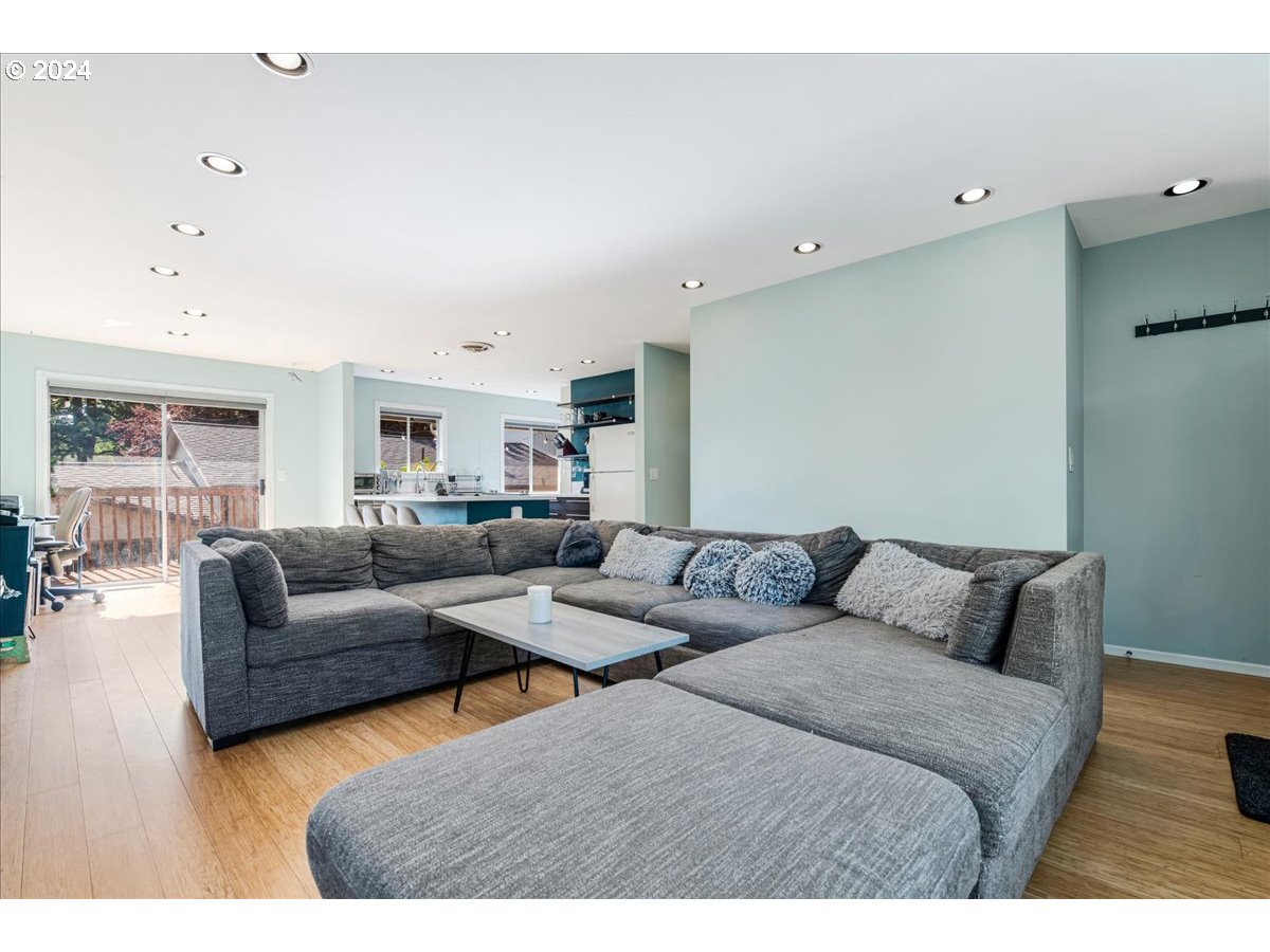 2675 Southwest Spring Garden Street Portland, OR 97219 - Photo 10 of 31 a living room with furniture and a couch
