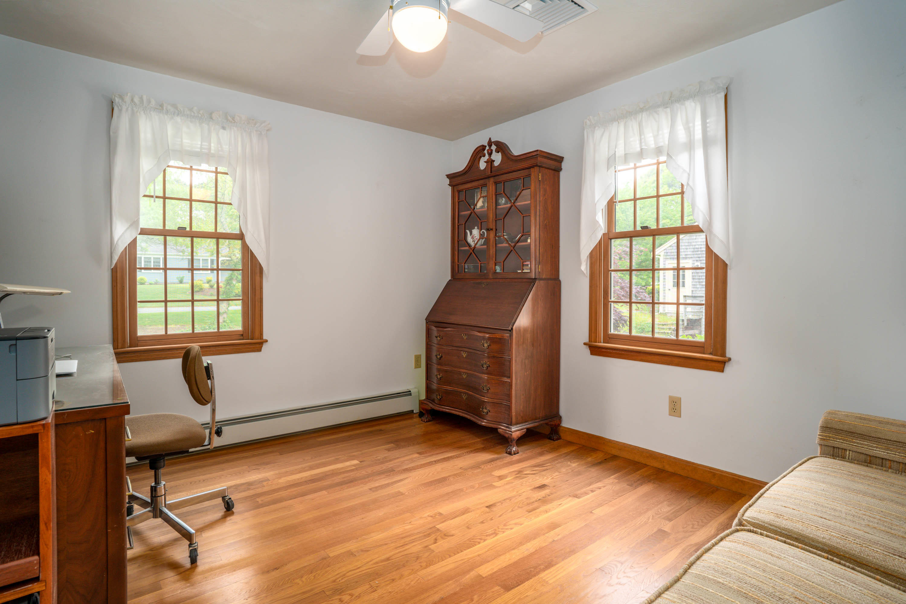 102 Long Hill Road Dennis, MA 02638 - Photo 16 of 24 a livingroom with window