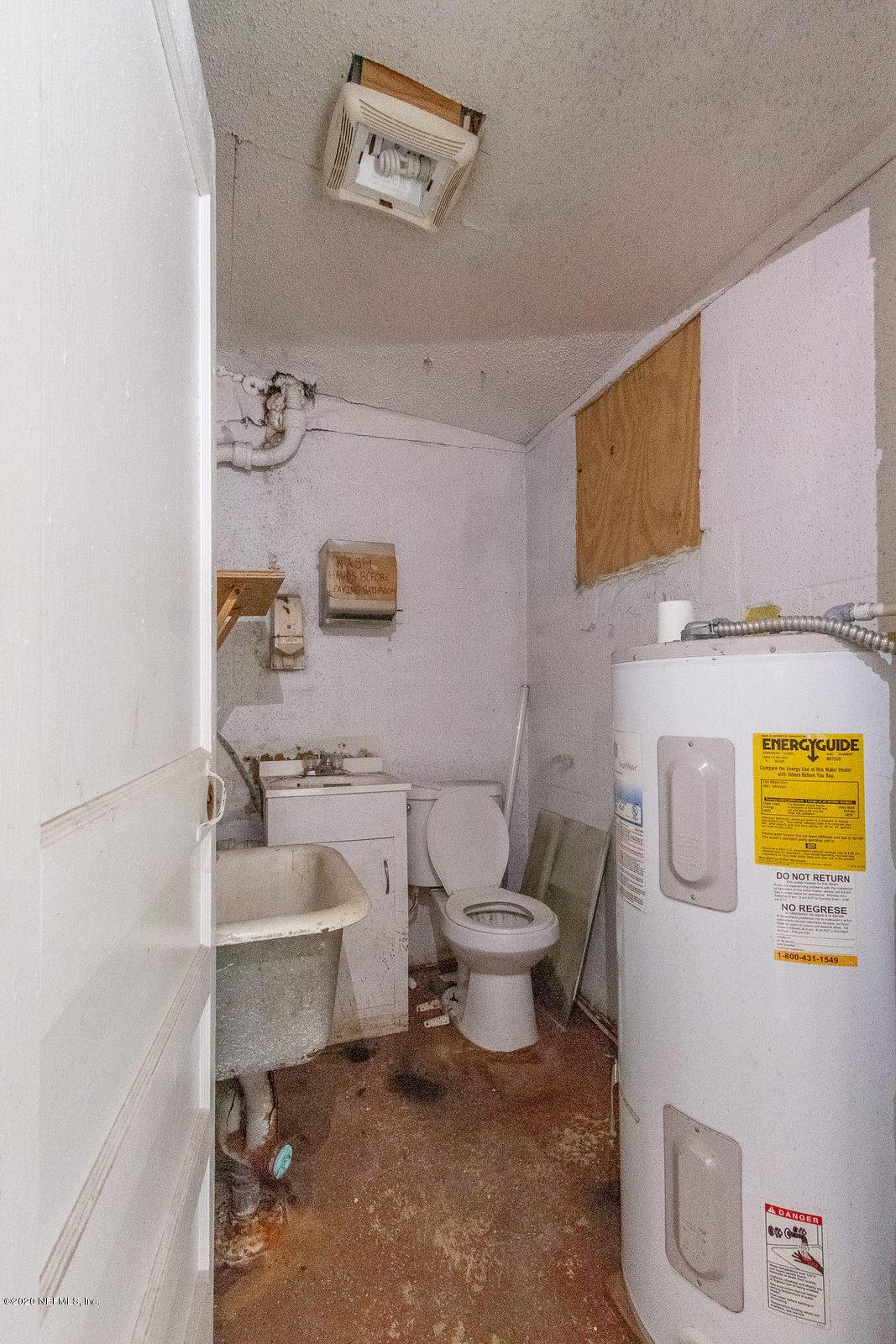 2905 Moncrief Road Jacksonville, FL 32209 - Photo 34 of 82 20201104_moncrief_rd_6065