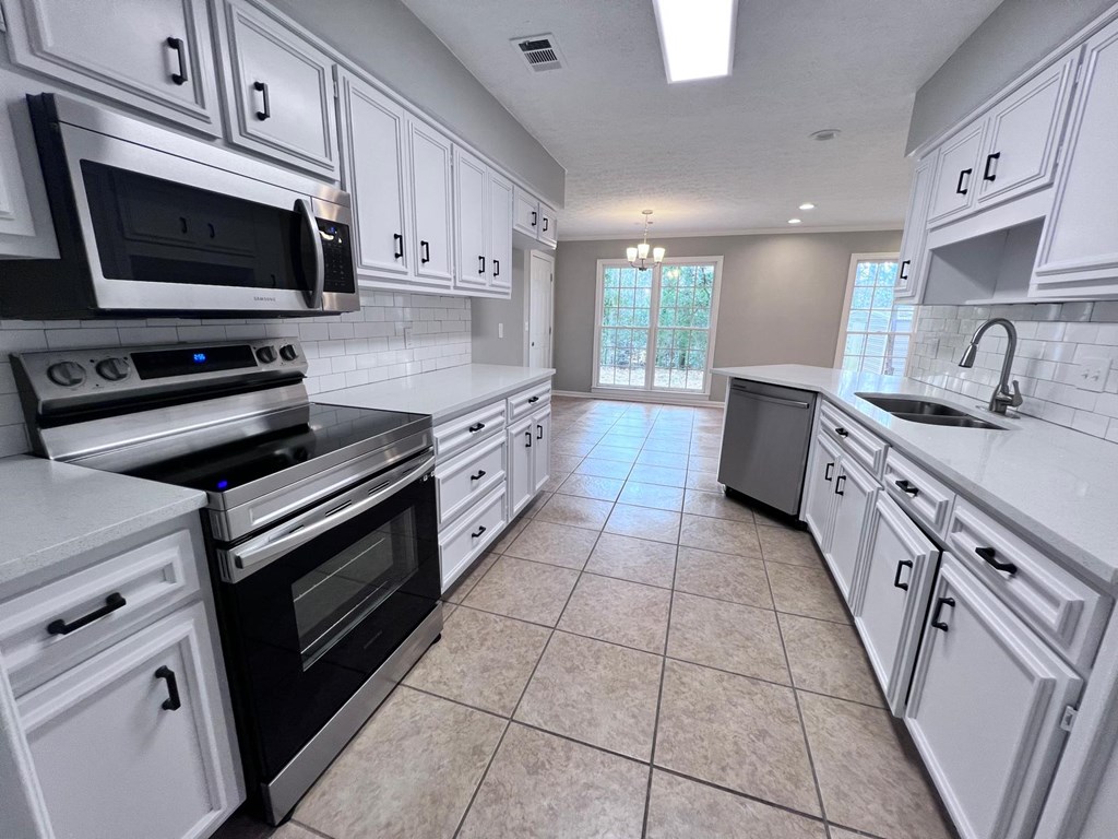 4844 Spring Ridge Drive Columbus, GA 31909 - Photo 15 of 27 Gallery Image 15