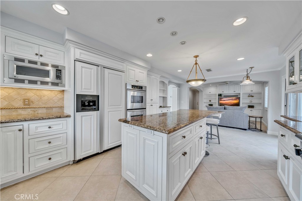 20 Coldbrook Irvine, CA 92604 - Photo 9 of 36