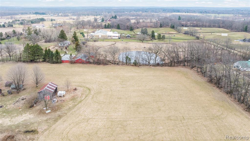 1261 Brauer Road Oxford, MI 48371 - Photo 5 of 8