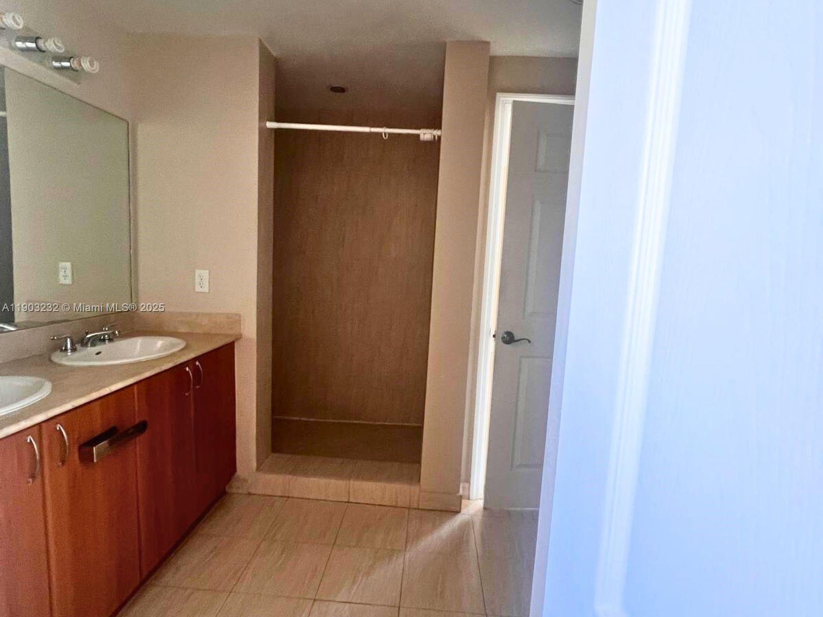 2425 Southwest 27th Avenue, Unit 1004 Miami, FL 33145 - Photo 25 of 26