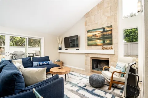 $1,299,000 | 7195 Little Harbor Drive, Huntington Beach, CA 92648