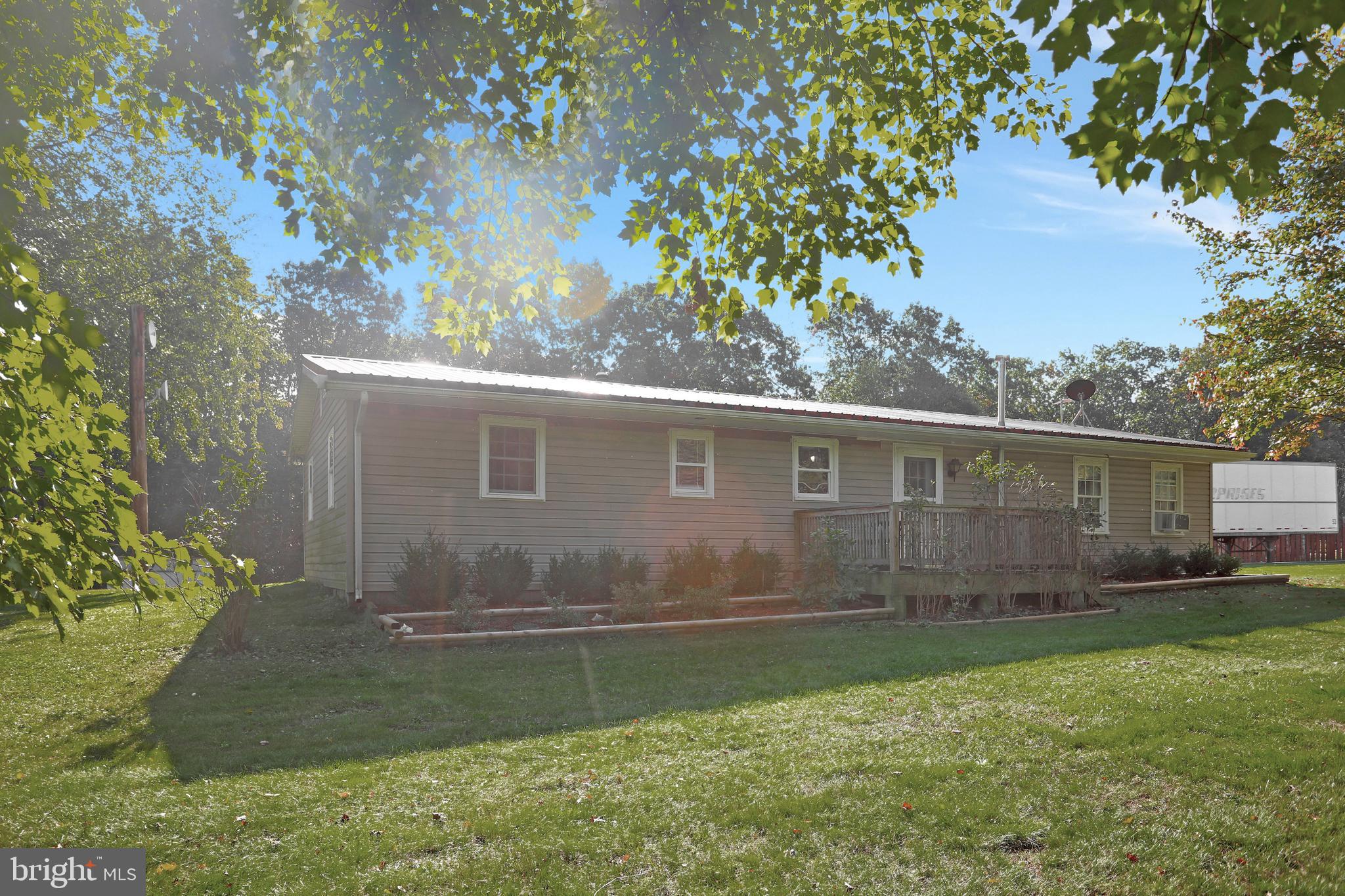 14701 Rice Road Hancock, MD 21750 - Photo 2 of 23