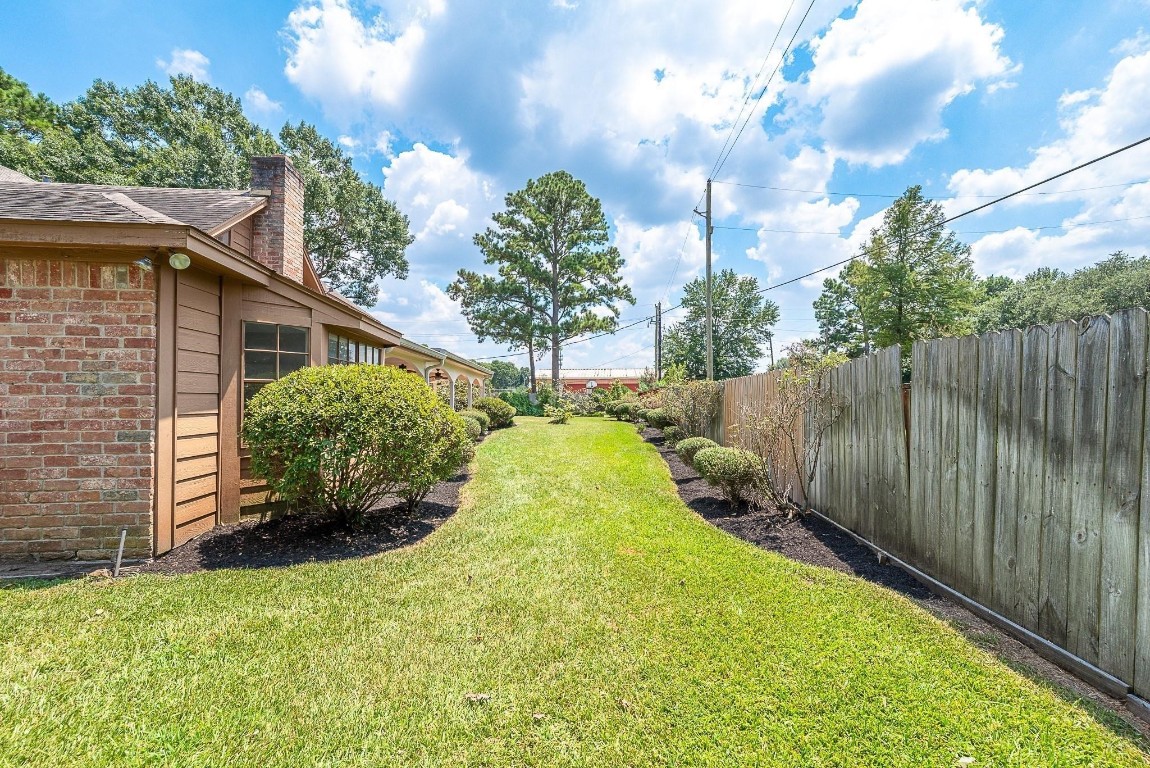 8019 Beaufort Drive Spring, TX 77379 - Photo 40 of 47