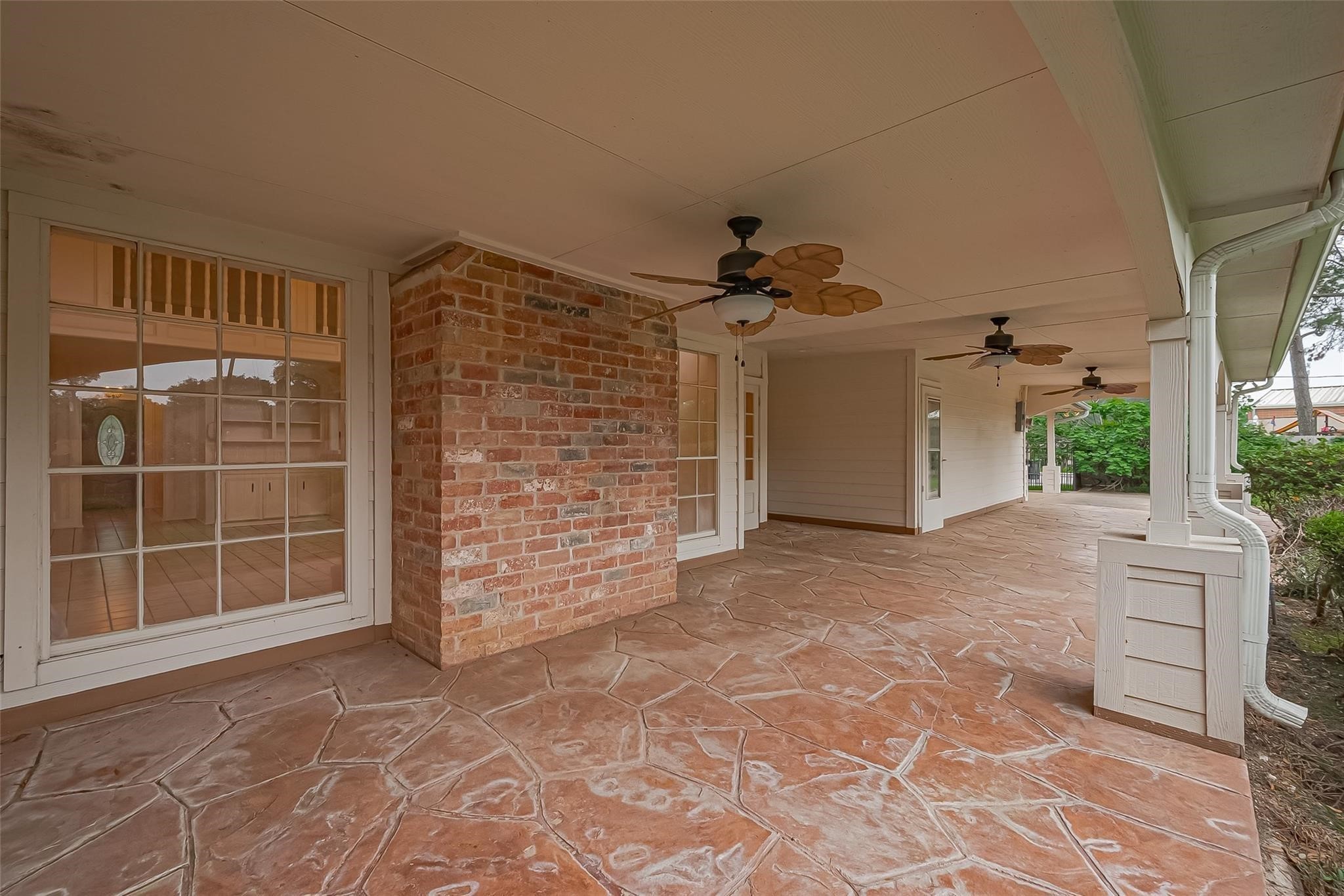 8019 Beaufort Drive Spring, TX 77379 - Photo 4 of 47