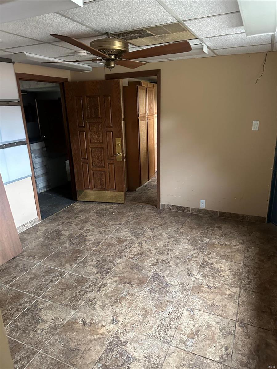 1407 Camp Jackson Road Cahokia, IL 62206 - Photo 17 of 70