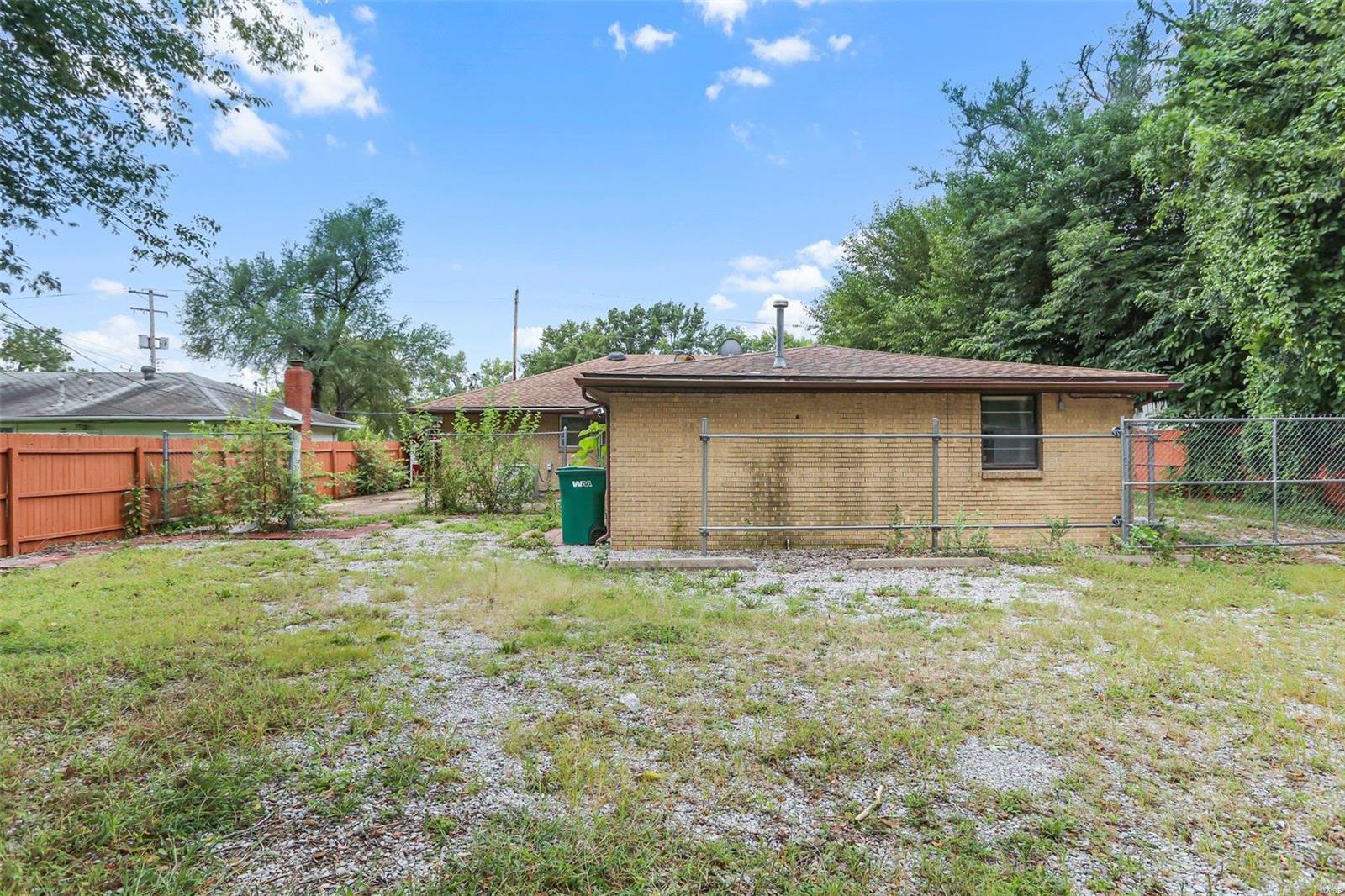 1407 Camp Jackson Road Cahokia, IL 62206 - Photo 44 of 70