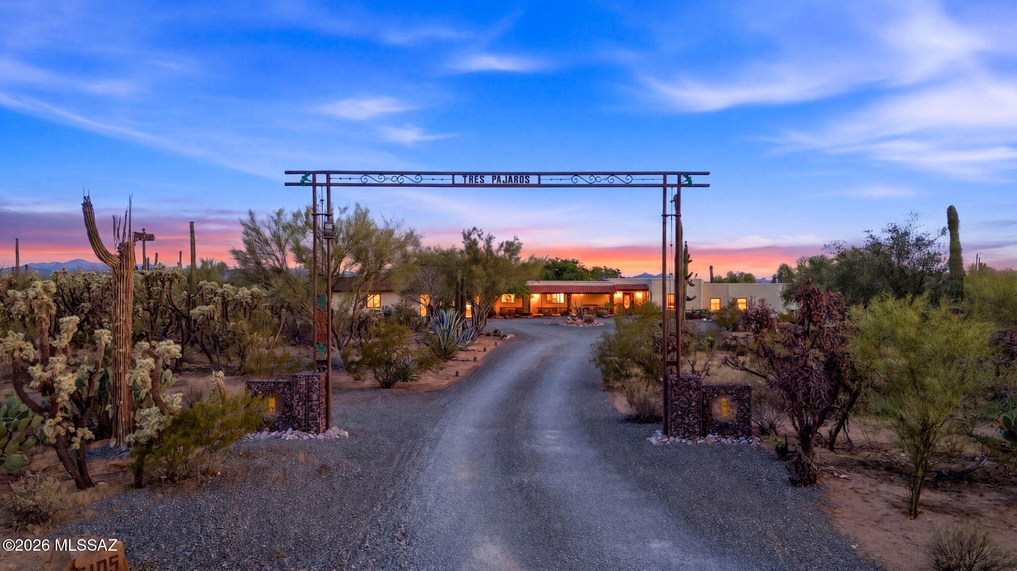 5105 North Our Road Tucson, AZ 85743 - Photo 1 of 46