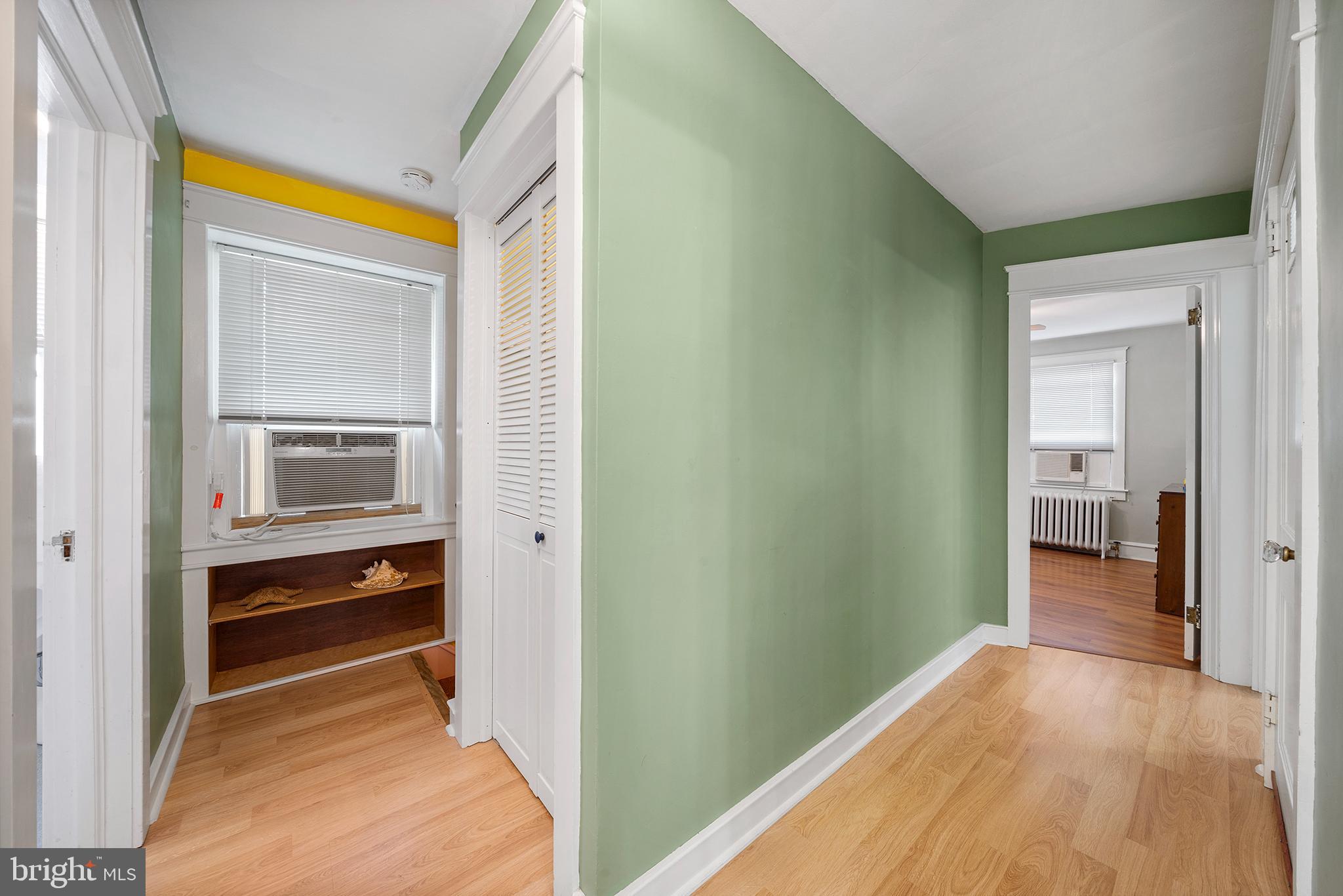 408 Broadview Road Upper Darby, PA 19082 - Photo 24 of 33
