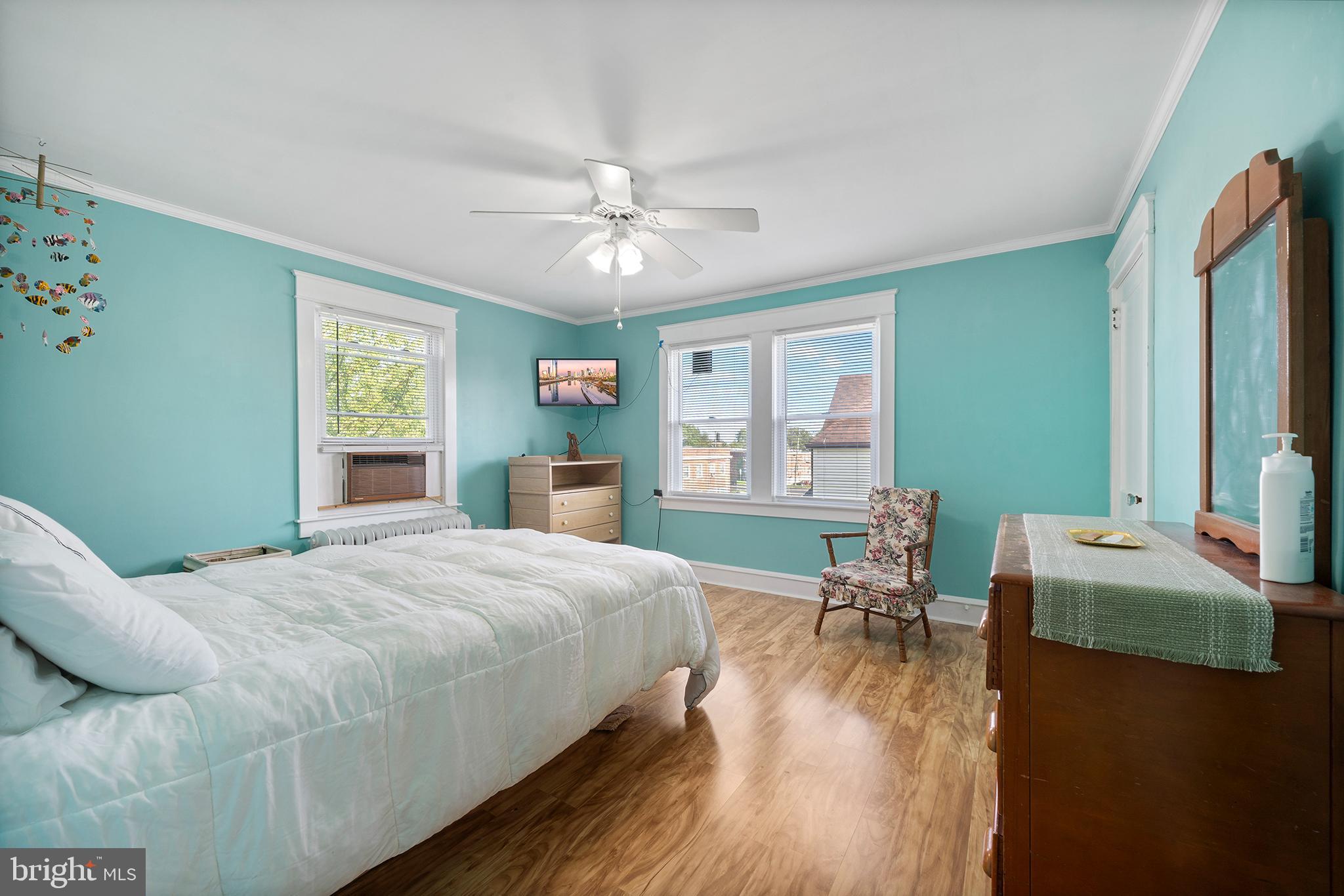 408 Broadview Road Upper Darby, PA 19082 - Photo 26 of 33