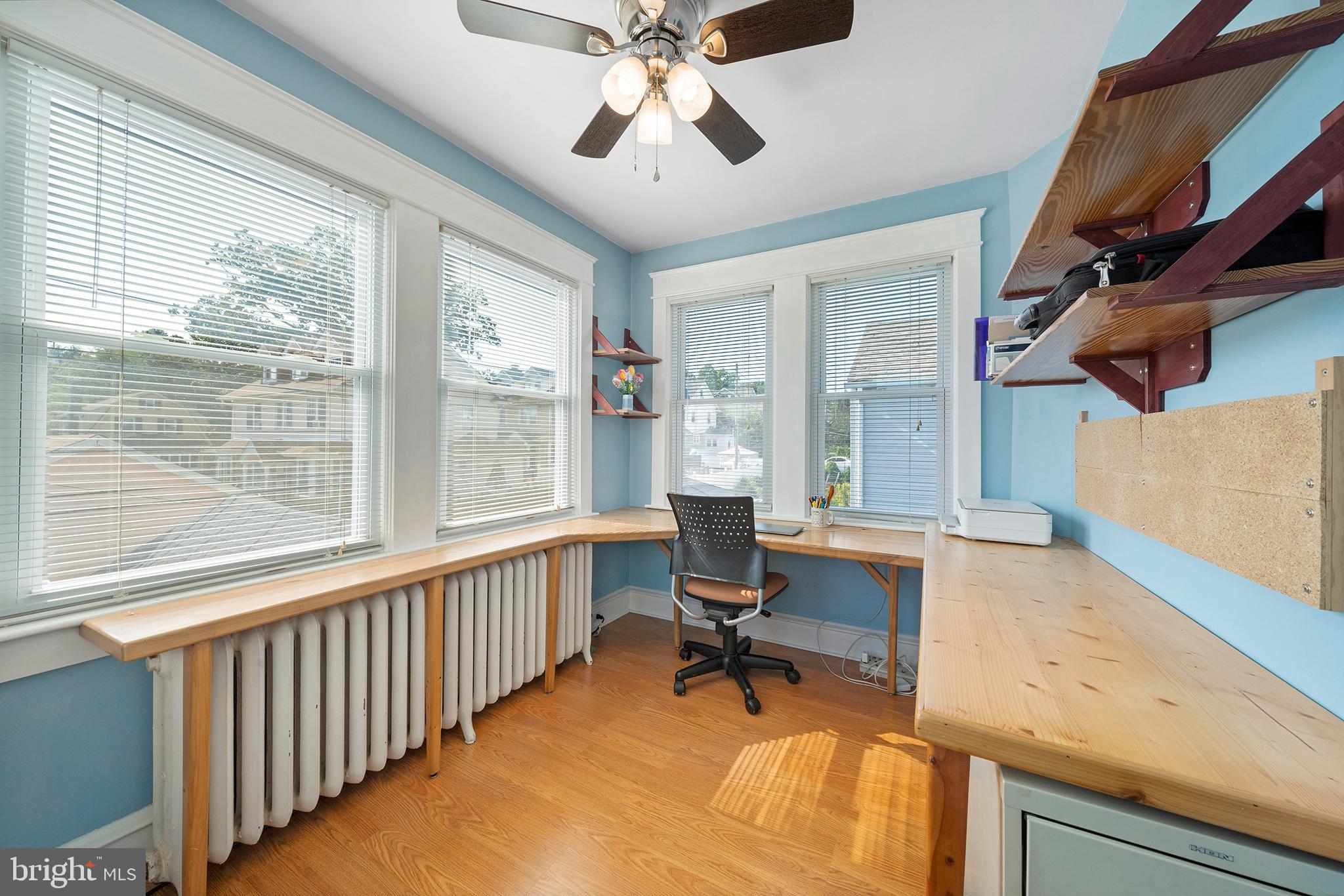 408 Broadview Road Upper Darby, PA 19082 - Photo 29 of 33