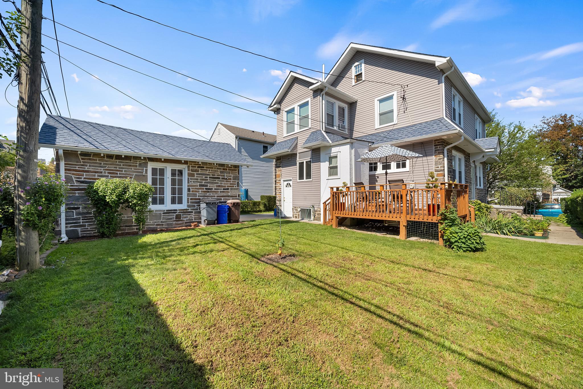 408 Broadview Road Upper Darby, PA 19082 - Photo 8 of 33