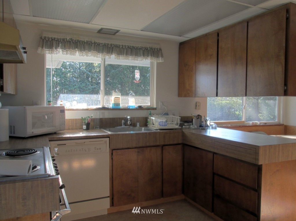 19685 Military Road South SeaTac, WA 98188 - Photo 8 of 15 Gallery Image 8