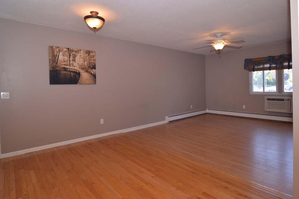 4430 Post Road, Unit D51 Warwick, RI 02818 - Photo 13 of 24 Gallery Image 13