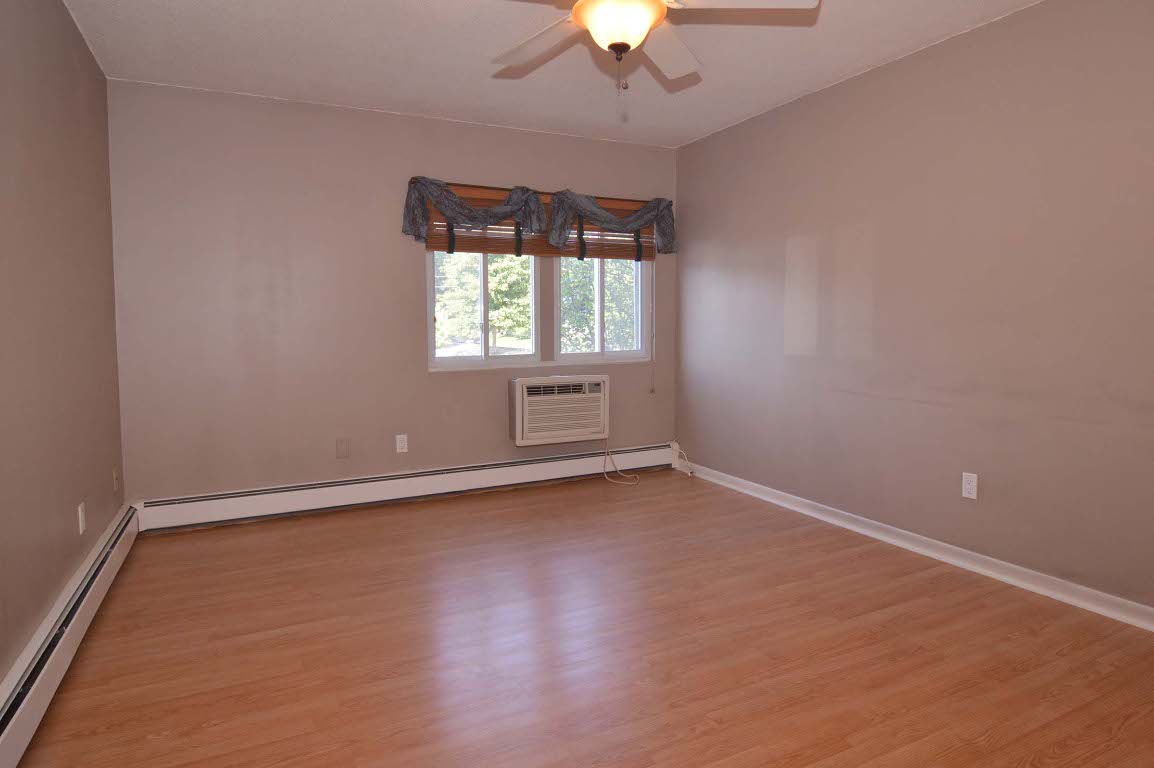 4430 Post Road, Unit D51 Warwick, RI 02818 - Photo 8 of 24 Gallery Image 8