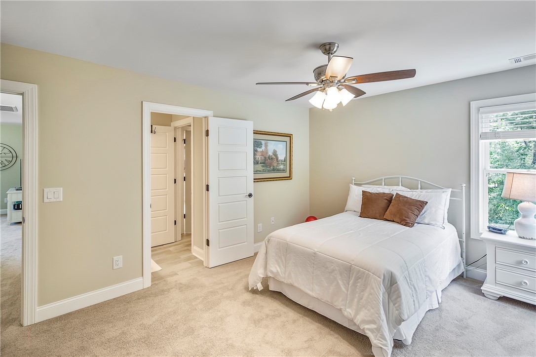 360 Stardust Lane Seneca, SC 29672 - Photo 28 of 36 Gallery Image 28