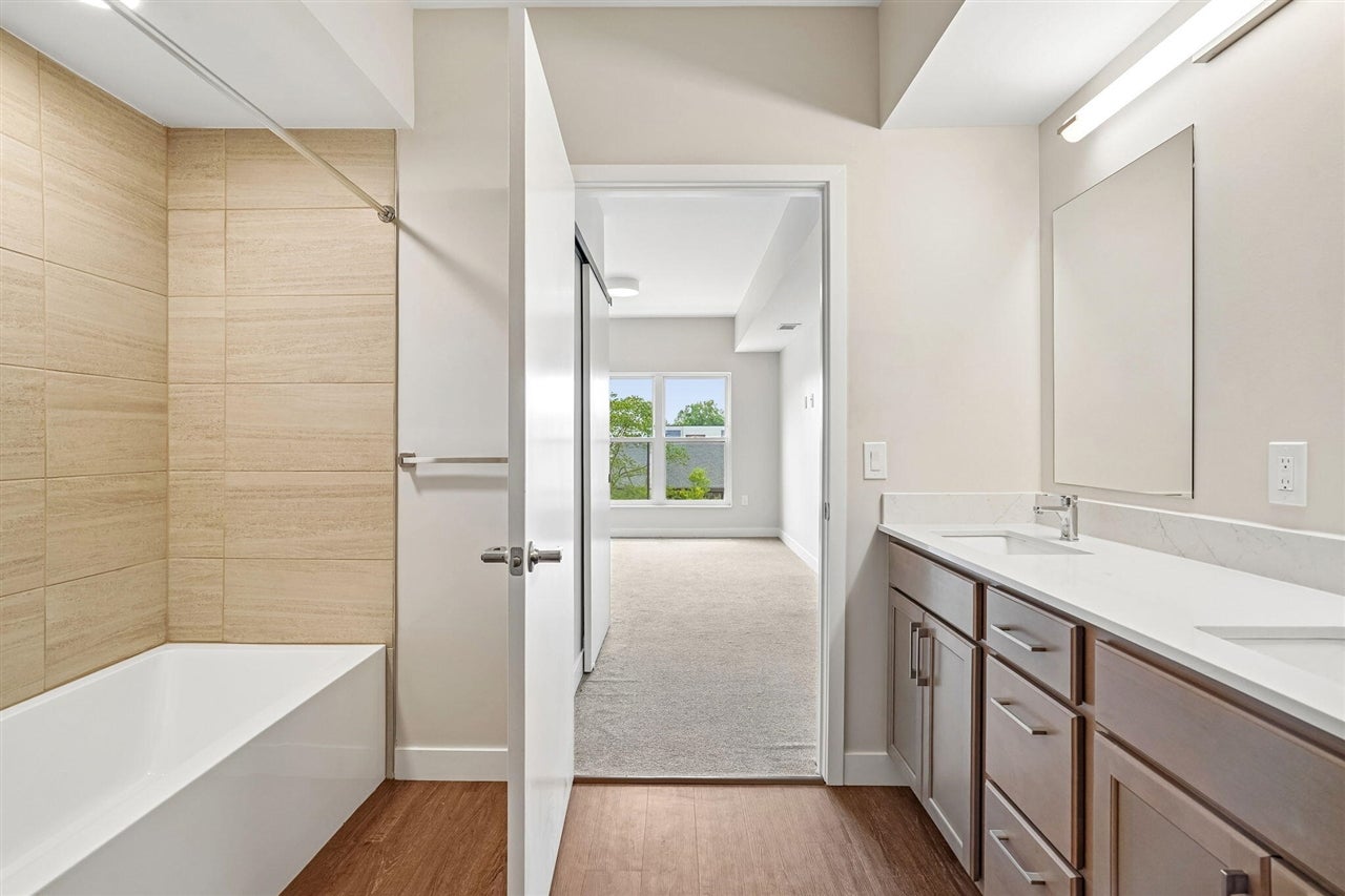 2645 Burton Road, Unit : 22 Ann Arbor, MI 48104 - Photo 33 of 54 Gallery Image 33