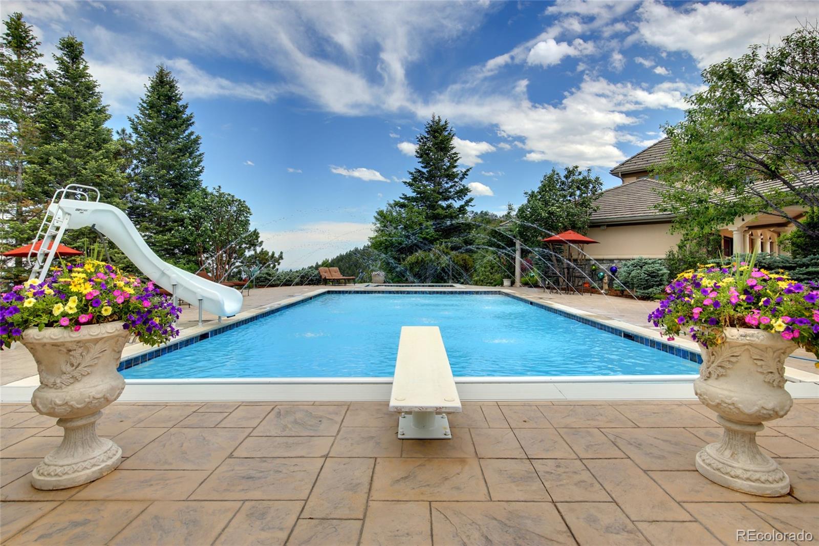 1334 South Grapevine Road Golden, CO 80401 - Photo 6 of 36 a view of a outdoor space