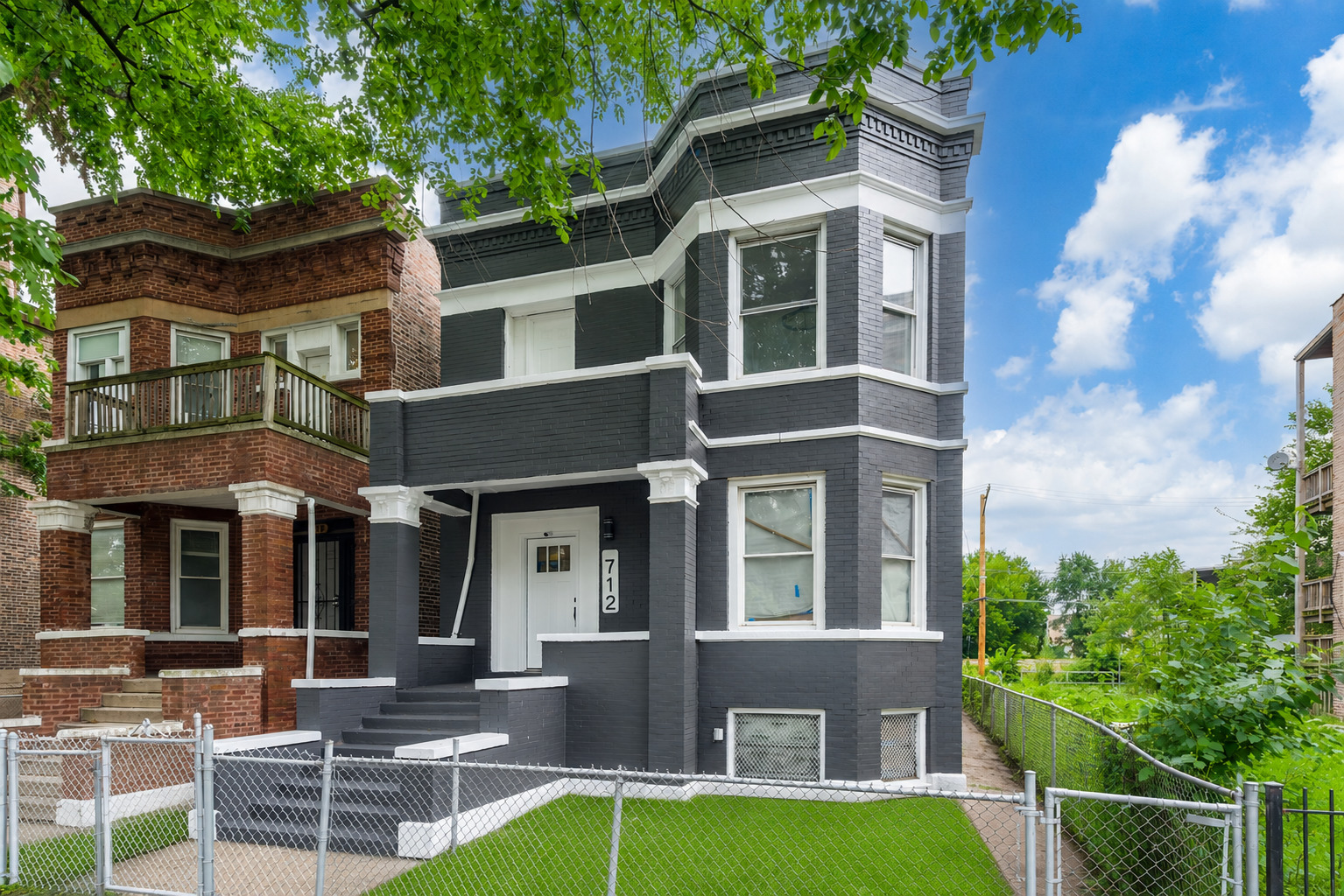 712 West Marquette Road Chicago, IL 60621 - Photo 1 of 39 Gallery Image 1
