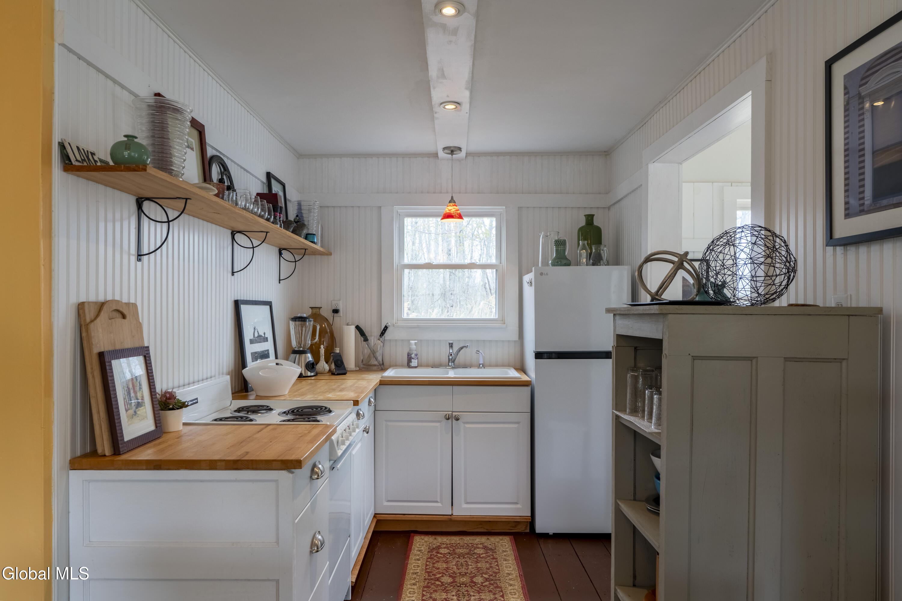 23 Poe Road Saratoga Springs, NY 12866 - Photo 25 of 32 23 Poe-25