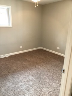 5204 State Road Burbank, IL 60459 - Photo 17 of 30 an empty room