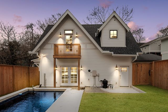 $2,000,000 | 1110 Lillian Street, Nashville, TN 37206