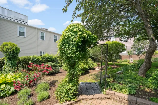 $3,500 | 38 Spring Street, Unit 3, Somerville, MA 02143