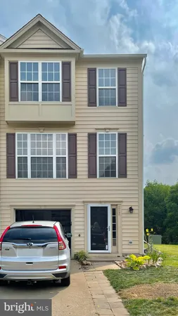 $3,200 | 43430 Nottingham Square, Ashburn, VA 20147