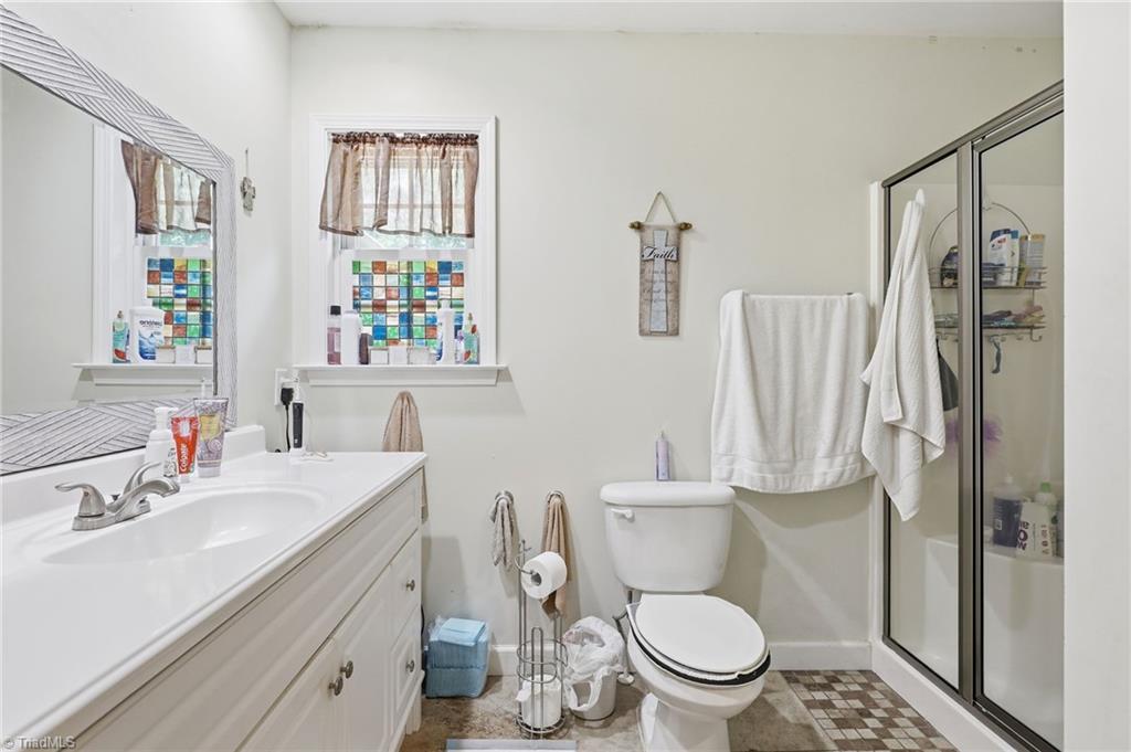 405 Owen Road Lexington, NC 27292 - Photo 18 of 30 Gallery Image 18