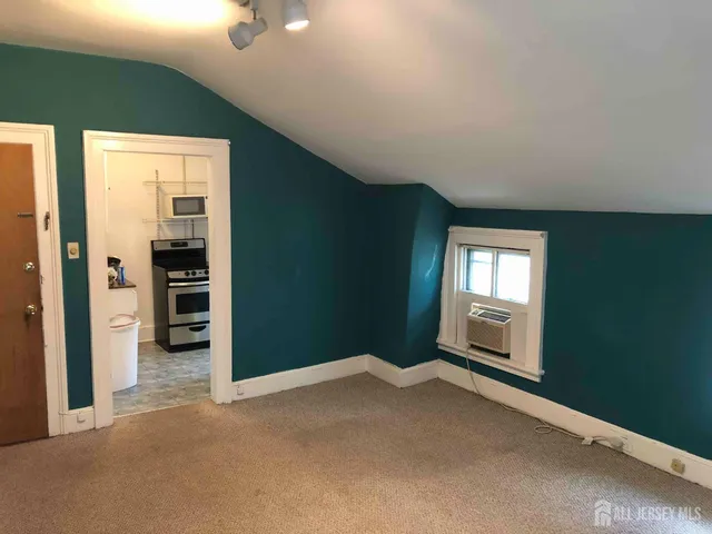 $1,450 | 26 South 1st Avenue, Highland Park, NJ 08904