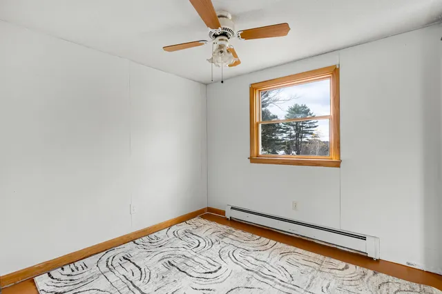 $569,900 | 393 East Main Street, Yarmouth, ME 04096