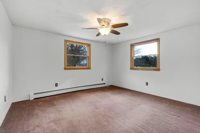 $569,900 | 393 East Main Street, Yarmouth, ME 04096