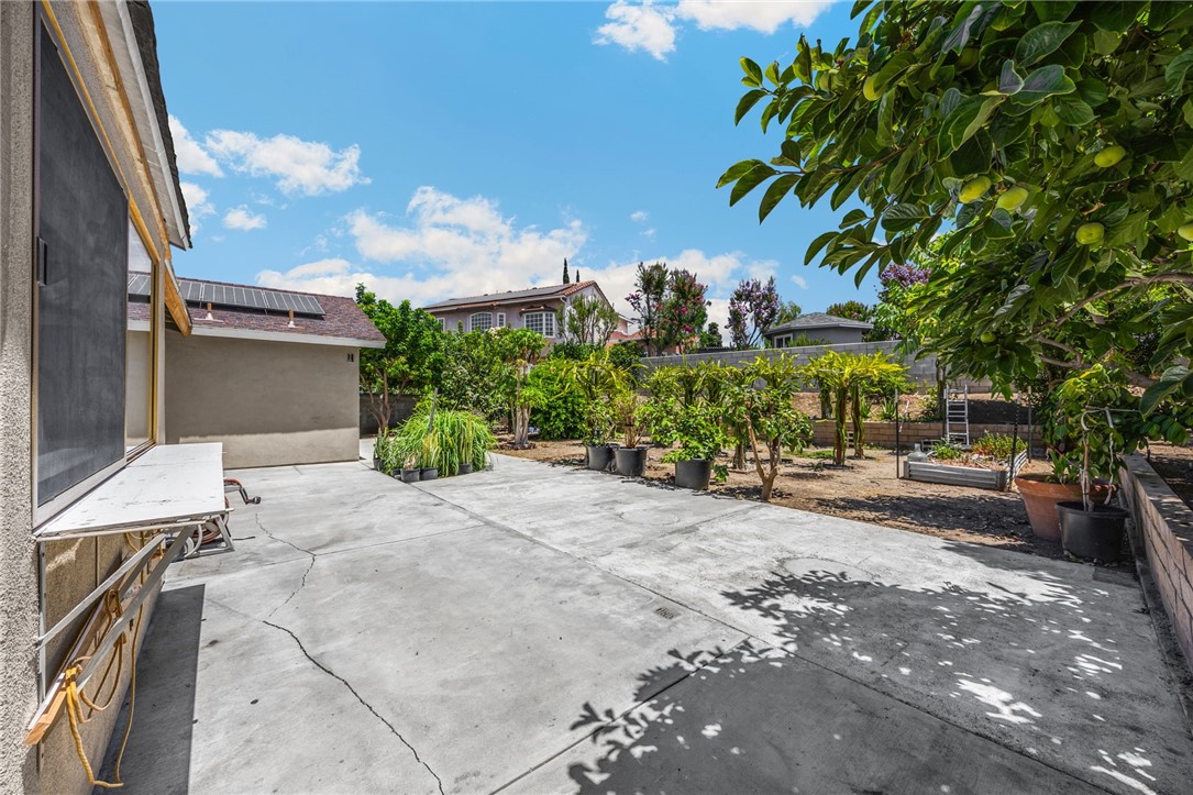 462 Castlegate Lane Brea, CA 92821 - Photo 29 of 43 29. Large patio